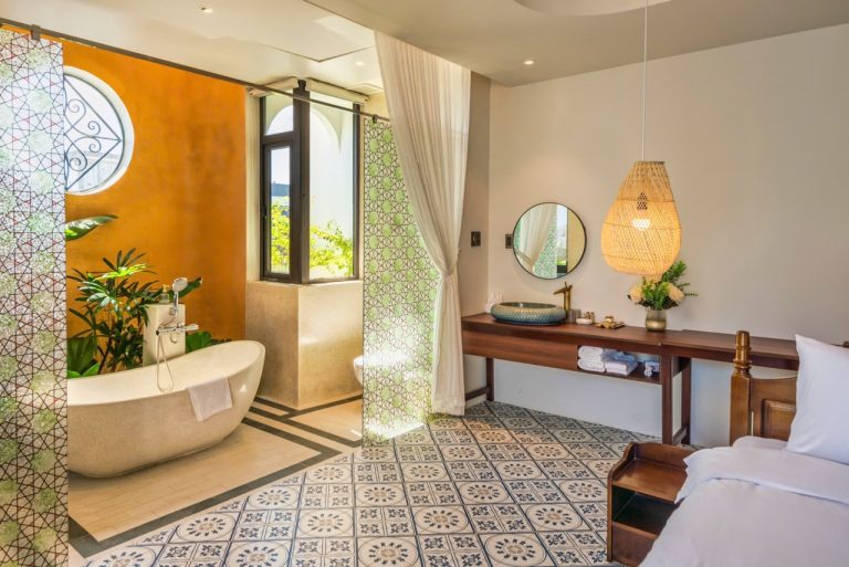 10 Le Hy Cat 3 768x513