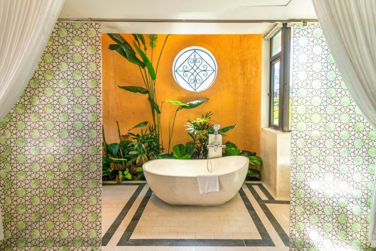 10 Le Hy Cat 4 768x513