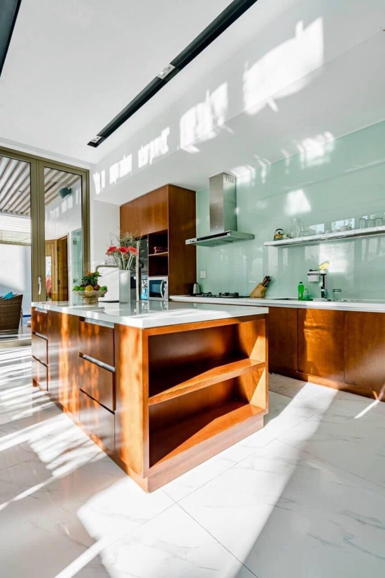 24 26 Le Thuoc 10 768x1152