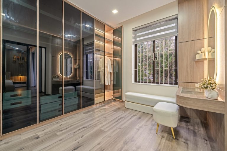 25 27 Phan Ton 3 768x512