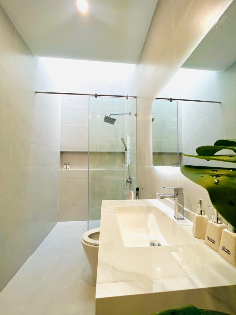 29 Khuc Thua Du 18 768x1023