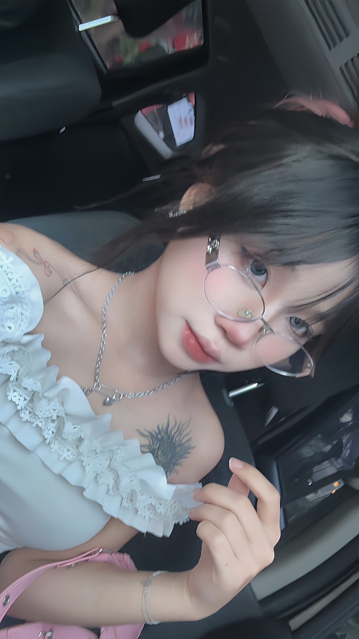 z5666121407512 ea97ef6ffcd14bf1ae9f50a6af4ebb31 1