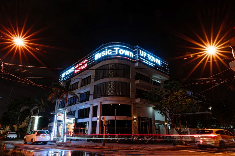 다낭 업타운 가라오케 4 768x511